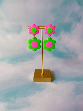 *PRE ORDER* Green and Pink Mini Double Daisies