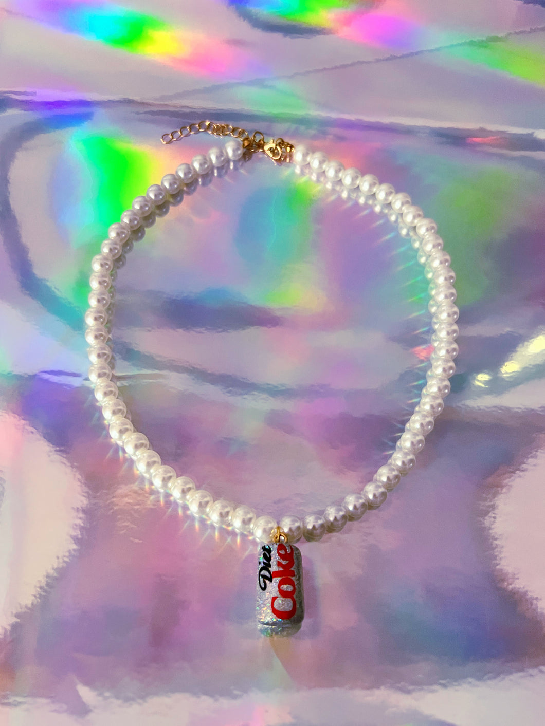 Diet Cola Necklace (pearl)