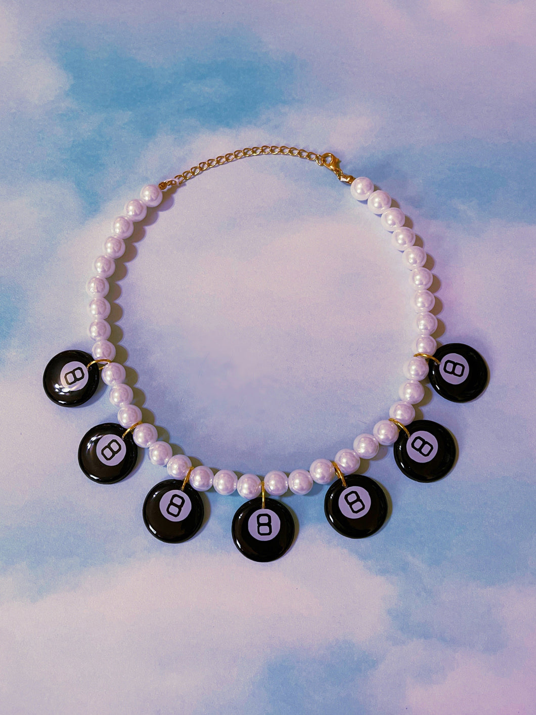 Pearl Magic Eight-Ball Choker