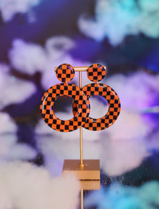 XL Orange and Black Checkered Hoops
