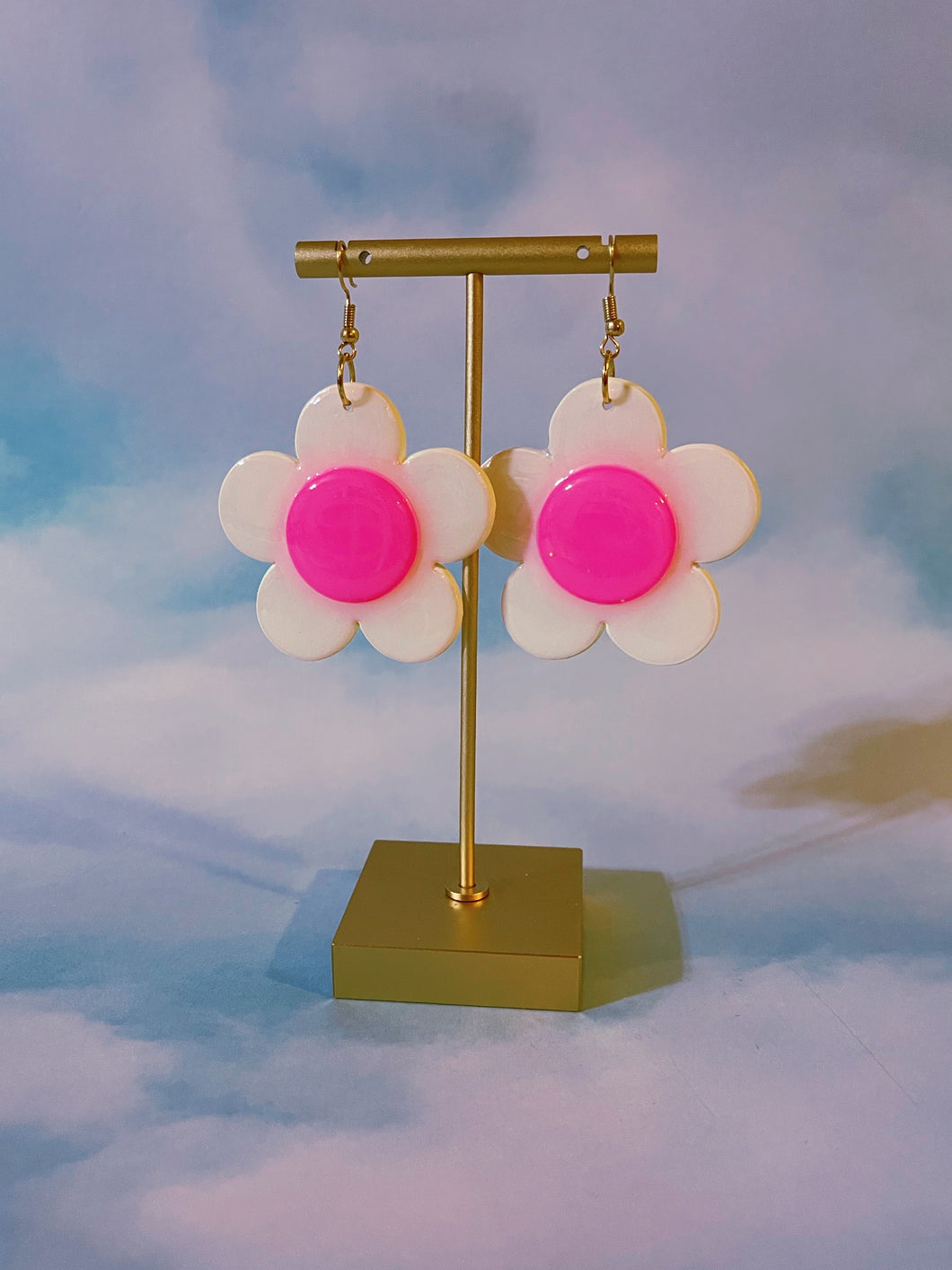 White and Pink Daisy Dangles (Five Petals)