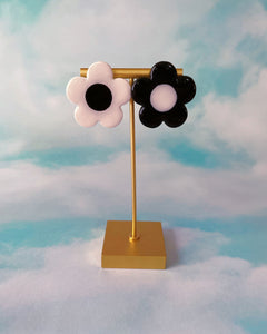 XL Black and White Mix & Match Daisy Studs