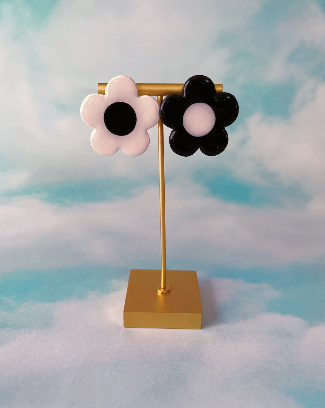 XL Black and White Mix & Match Daisy Studs